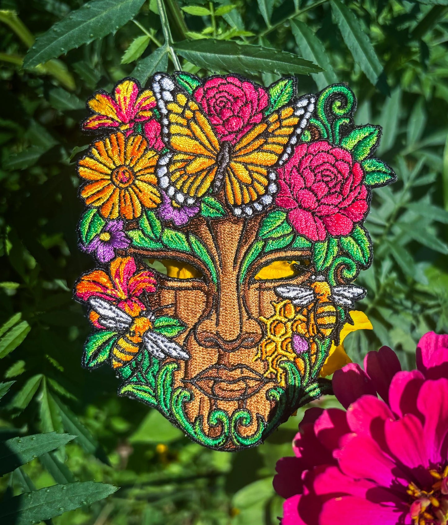 🎭Carved- Pollinators🌸